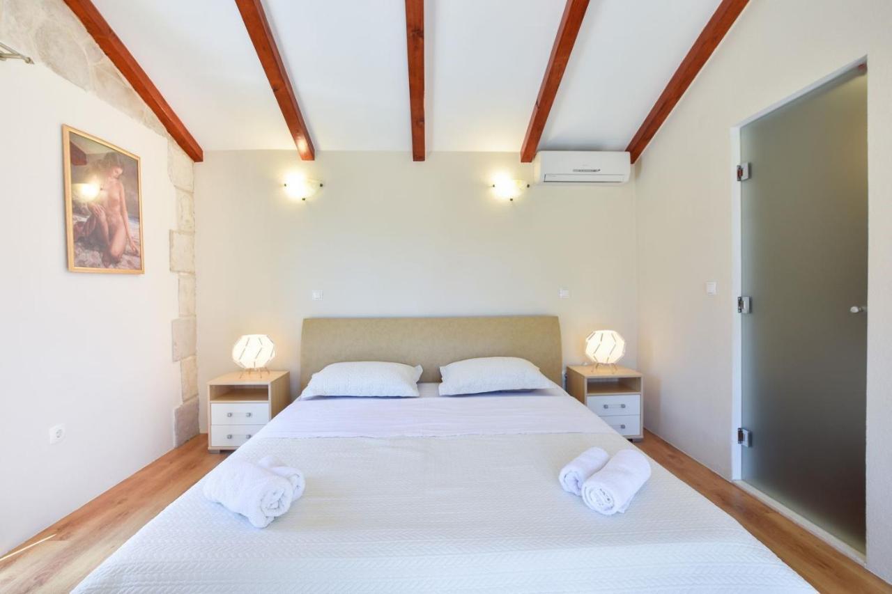 Villa Josip Near Omis , Private Pool Bagian luar foto